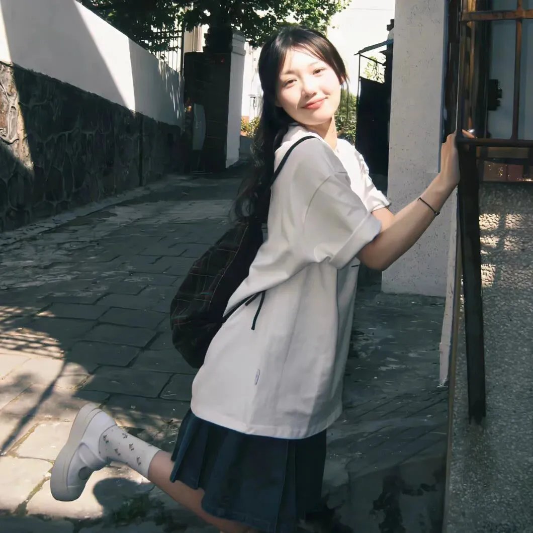 涩谷邻居 海报